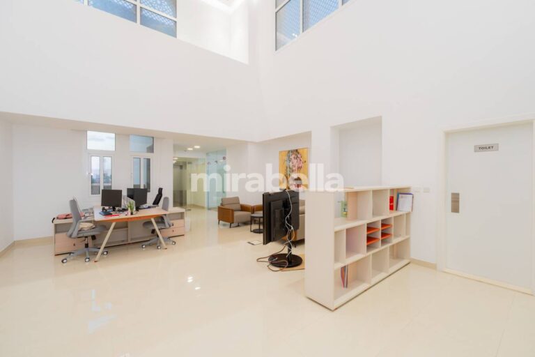 DSCF2064-Enhanced-NR