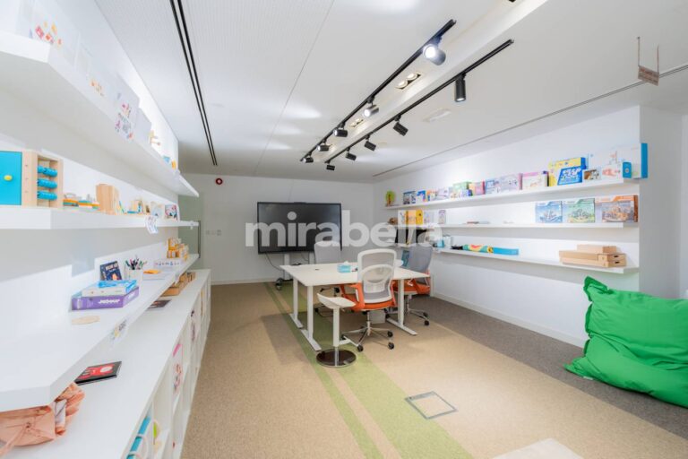 DSCF2074-Enhanced-NR