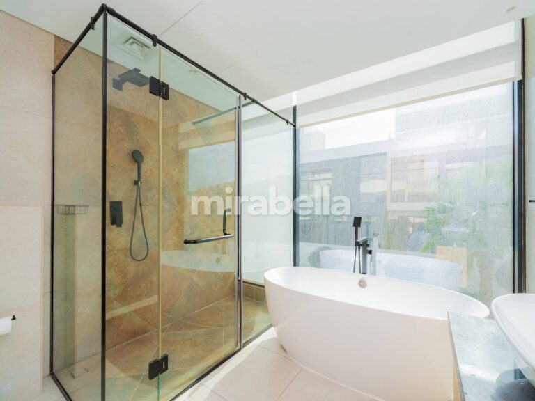 DSCF4605-Enhanced-NR