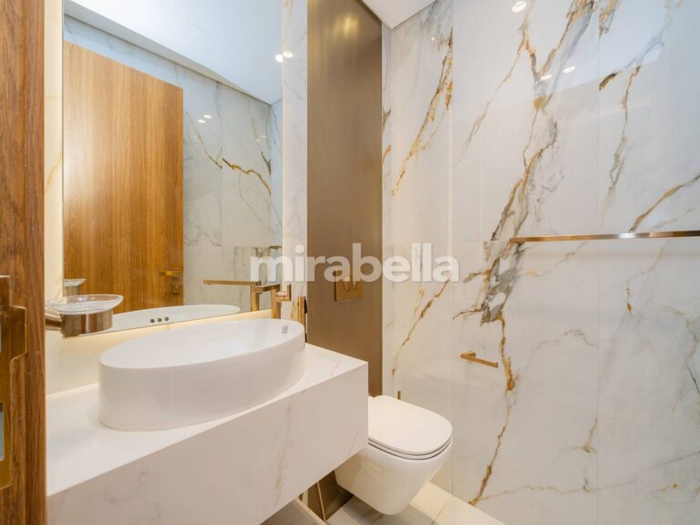 DSCF9256-Enhanced-NR