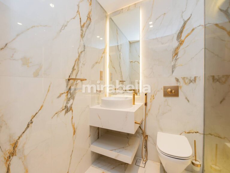 DSCF9268-Enhanced-NR